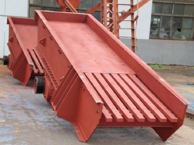 Vibrating Feeder ZSW Series Ore Processing Equipment 900 - 1500t/H Capacity