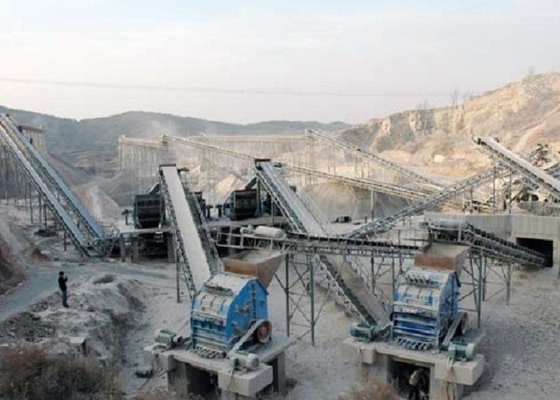 China Impact Crusher Stone Crushing Line Limestone Production Line 1 Year Warranty supplier