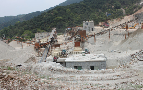 Limestone Quartz Aggregate Production Line Crusher Plant With Belt Conveyor